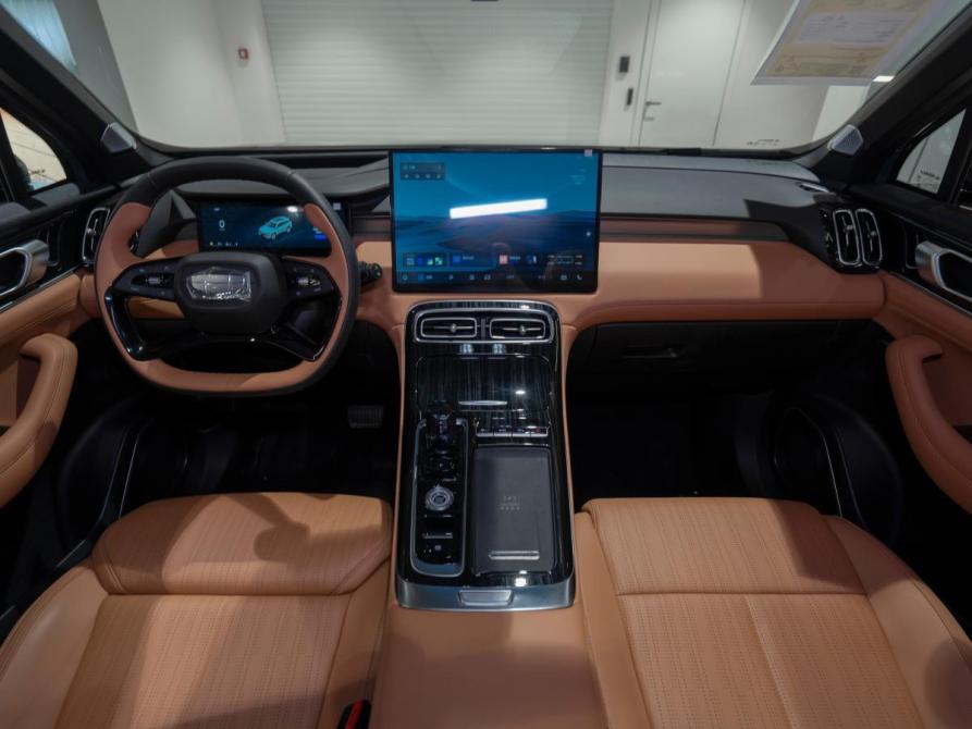 Geely Atlas II Москва  - изображение 8