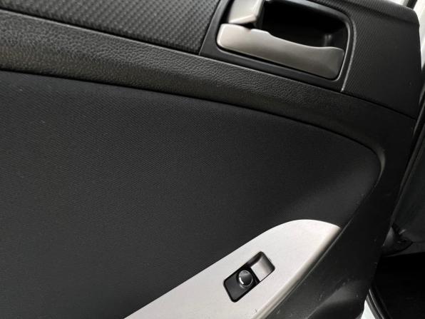 Hyundai Solaris I Рестайлинг с пробегом 2016 года, цена 1 020 000 рублей, 143000 км, седан, Автокод Объявления
