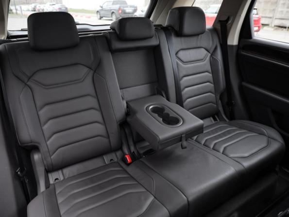 Volkswagen Touareg III с пробегом 2018 года, цена 4 749 000 рублей, 83286 км, внедорожник, Автокод Объявления