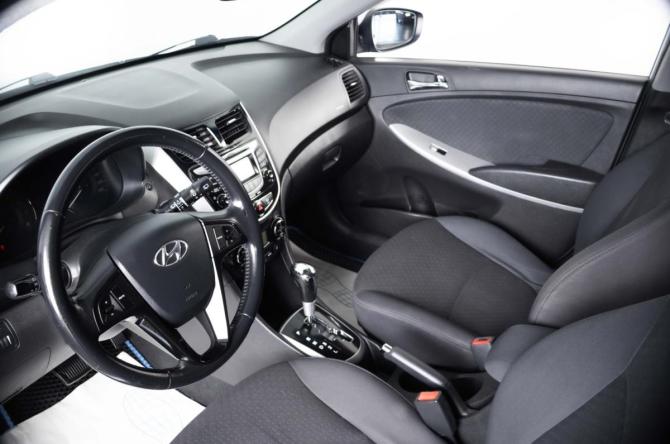Hyundai Solaris I с пробегом 2012 года, цена 849 000 рублей, 230152 км, хэтчбек, Автокод Объявления