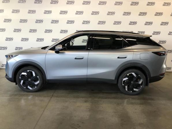 Omoda C7 с пробегом 2025 года, цена 2 900 000 рублей, 2831 км, внедорожник, Автокод Объявления