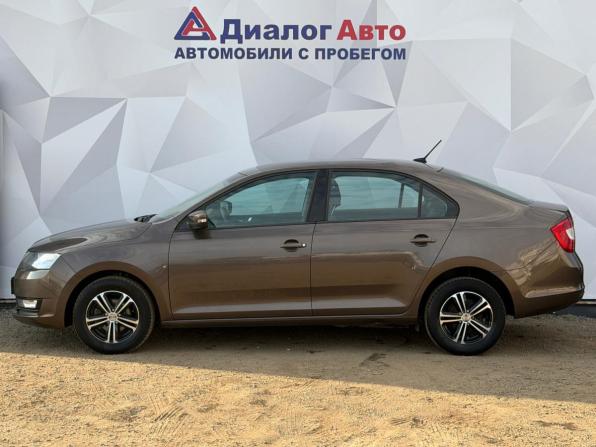 Skoda Rapid I Рестайлинг с пробегом 2018 года, цена 1 030 000 рублей, 189000 км, лифтбек, Автокод Объявления