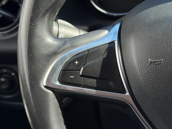 Renault Sandero II Рестайлинг с пробегом 2020 года, цена 1 239 000 рублей, 96498 км, хэтчбек, Автокод Объявления