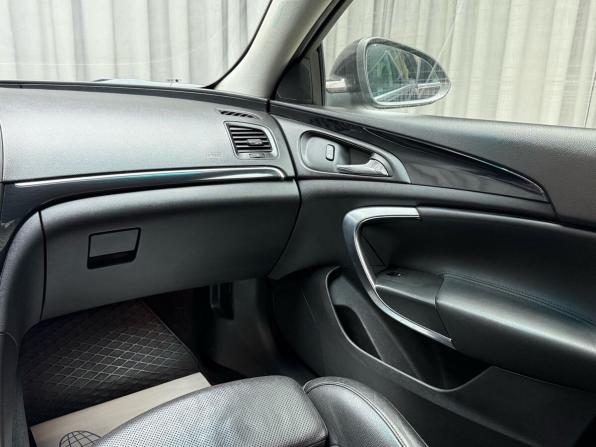 Opel Insignia I Рестайлинг с пробегом 2014 года, цена 1 279 000 рублей, 119499 км, универсал, Автокод Объявления