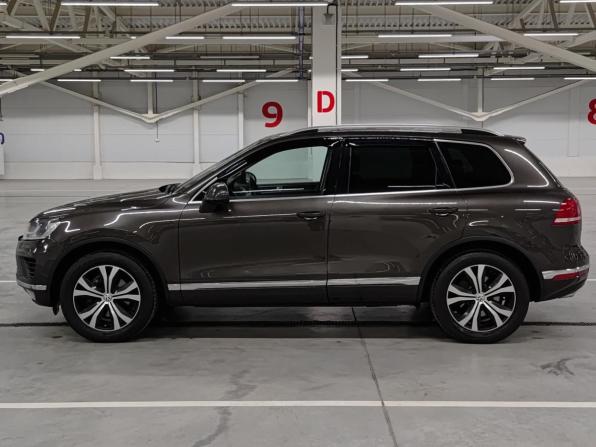 Volkswagen Touareg II Рестайлинг с пробегом 2015 года, цена 2 550 000 рублей, 259910 км, внедорожник, Автокод Объявления