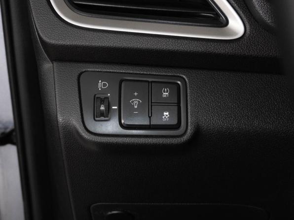 Hyundai Solaris II с пробегом 2017 года, цена 1 277 000 рублей, 152298 км, седан, Автокод Объявления