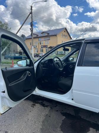 Lada (ВАЗ) Granta I Рестайлинг с пробегом 2022 года, цена 700 000 рублей, 70000 км, седан, Автокод Объявления