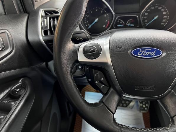 Ford Kuga II с пробегом 2013 года, цена 1 440 000 рублей, 156804 км, внедорожник, Автокод Объявления