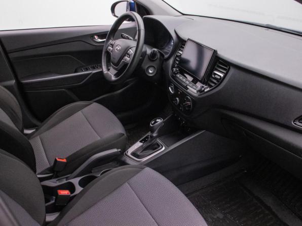 Hyundai Solaris II Рестайлинг с пробегом 2021 года, цена 1 695 000 рублей, 23972 км, седан, Автокод Объявления