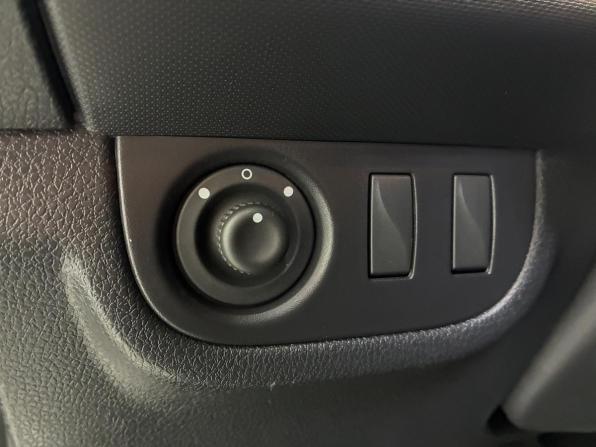 Renault Sandero II Рестайлинг с пробегом 2019 года, цена 1 065 000 рублей, 109000 км, хэтчбек, Автокод Объявления