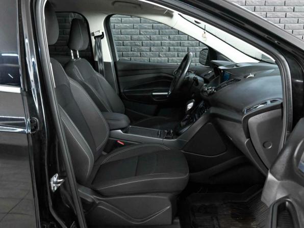 Ford Kuga II Рестайлинг с пробегом 2018 года, цена 1 680 000 рублей, 77138 км, внедорожник, Автокод Объявления