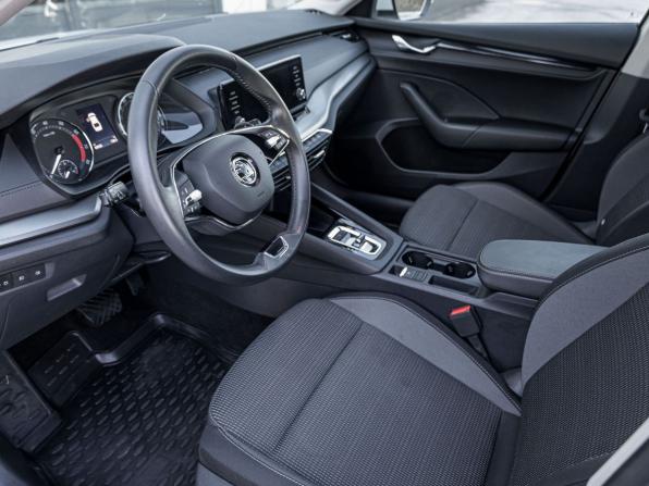 Skoda Octavia IV (A8) с пробегом 2021 года, цена 2 427 400 рублей, 80650 км, лифтбек, Автокод Объявления