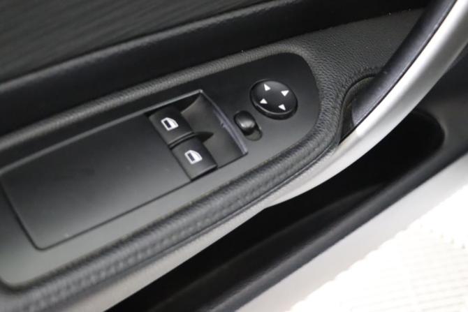 BMW 1 серии I (E81/E82/E87/E88) Рестайлинг с пробегом 2011 года, цена 629 990 рублей, 221535 км, хэтчбек, Автокод Объявления