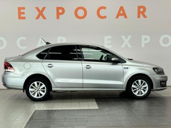 Volkswagen Polo V Рестайлинг с пробегом 2019 года, цена 855 000 рублей, 295030 км, седан, Автокод Объявления