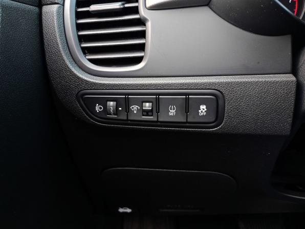 Kia Rio IV с пробегом 2019 года, цена 1 497 000 рублей, 104242 км, хэтчбек, Автокод Объявления