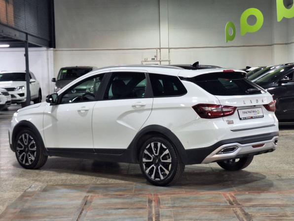 Lada (ВАЗ) Vesta I Рестайлинг (NG) с пробегом 2024 года, цена 1 500 000 рублей, 59535 км, универсал, Автокод Объявления