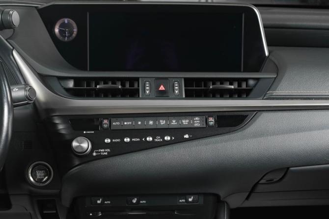 Lexus ES VII с пробегом 2021 года, цена 4 299 000 рублей, 125402 км, седан, Автокод Объявления