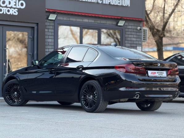 BMW 5 серии VII (G30/G31/G38) с пробегом 2018 года, цена 2 890 000 рублей, 174365 км, седан, Автокод Объявления