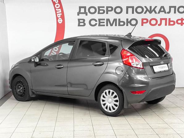 Ford Fiesta Mk6 Рестайлинг с пробегом 2018 года, цена 840 000 рублей, 151048 км, хэтчбек, Автокод Объявления