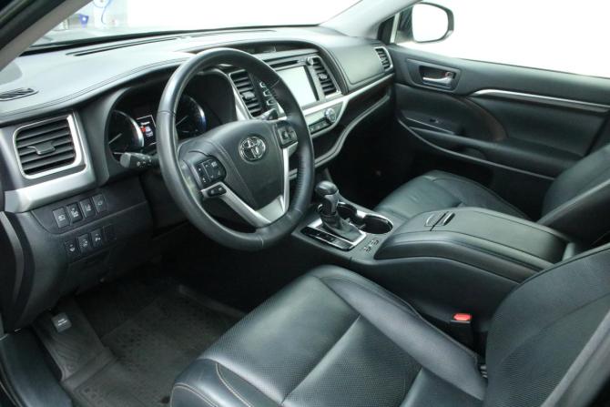 Toyota Highlander III (XU50) с пробегом 2015 года, цена 3 390 000 рублей, 90400 км, внедорожник, Автокод Объявления