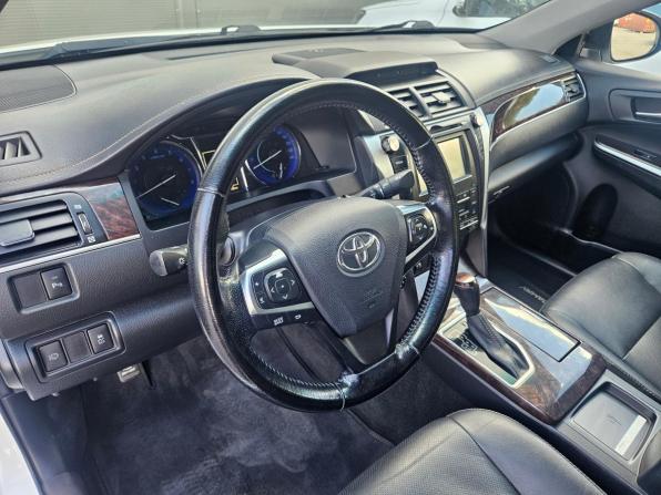 Toyota Camry VII (XV50) Рестайлинг с пробегом 2015 года, цена 1 921 000 рублей, 173000 км, седан, Автокод Объявления