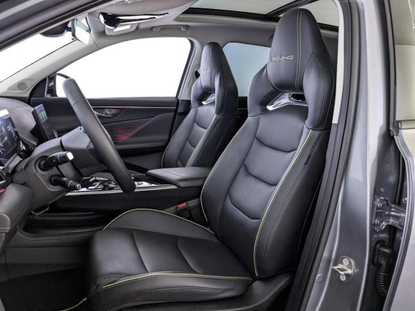 BAIC X55 с пробегом 2024 года, цена 2 100 000 рублей, 19156 км, внедорожник, Автокод Объявления
