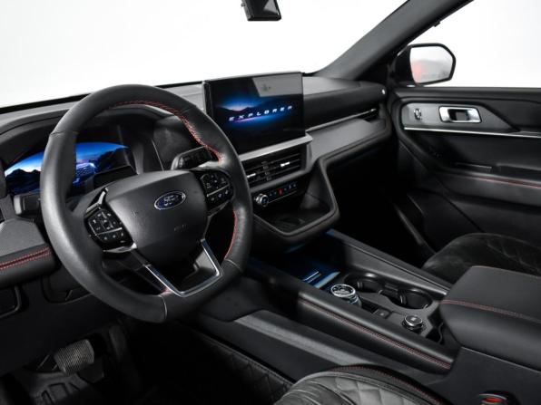 Ford Explorer VI Рестайлинг с пробегом 2024 года, цена 7 800 000 рублей, 10981 км, внедорожник, Автокод Объявления