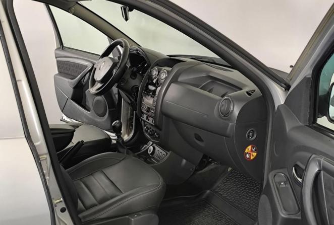 Renault Duster I Рестайлинг с пробегом 2015 года, цена 1 200 000 рублей, 133782 км, внедорожник, Автокод Объявления
