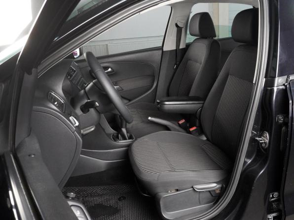 Volkswagen Polo V с пробегом 2011 года, цена 750 000 рублей, 190433 км, седан, Автокод Объявления