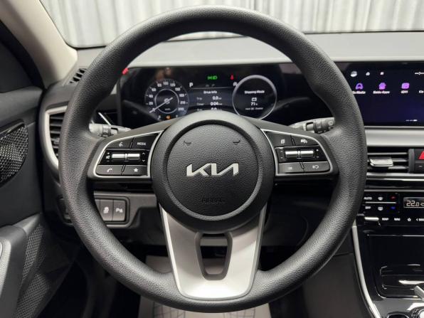Kia Seltos I Рестайлинг с пробегом 2026 года, цена 2 850 000 рублей, 10 км, внедорожник, Автокод Объявления