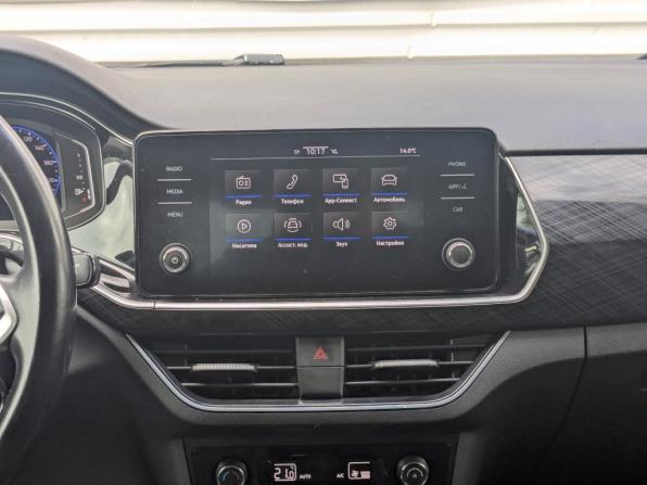 Volkswagen Polo VI с пробегом 2021 года, цена 1 740 000 рублей, 93727 км, лифтбек, Автокод Объявления