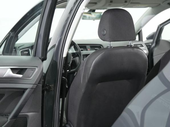 Volkswagen Golf VII с пробегом 2014 года, цена 925 000 рублей, 184155 км, хэтчбек, Автокод Объявления