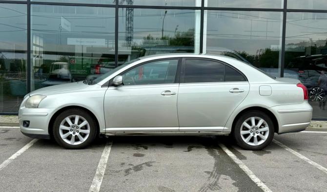 Toyota Avensis II Рестайлинг с пробегом 2007 года, цена 715 000 рублей, 268205 км, седан, Автокод Объявления
