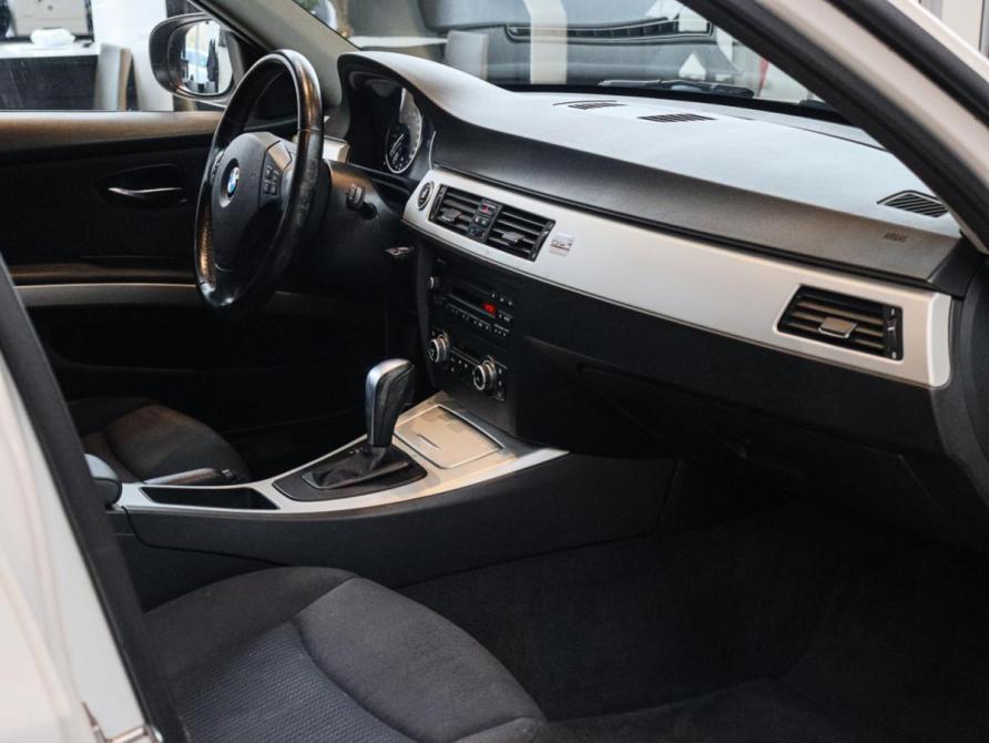 BMW 3 серии V (E90/E91/E92/E93) Рестайлинг Москва  - изображение 7
