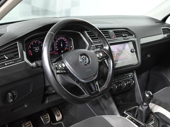 Volkswagen Tiguan II с пробегом 2019 года, цена 2 300 000 рублей, 136249 км, внедорожник, Автокод Объявления