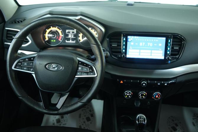 Lada (ВАЗ) Vesta I Рестайлинг (NG) с пробегом 2024 года, цена 1 359 000 рублей, 50300 км, седан, Автокод Объявления