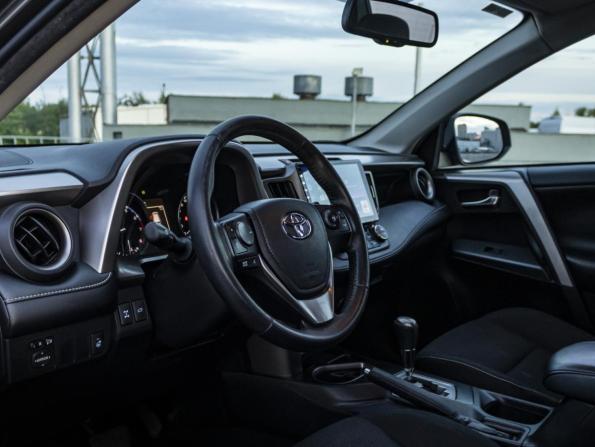 Toyota RAV4 IV (XA40) Рестайлинг с пробегом 2018 года, цена 2 648 000 рублей, 138662 км, внедорожник, Автокод Объявления