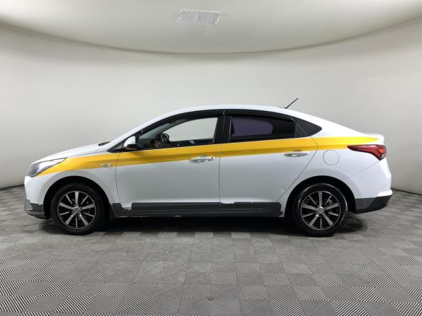 Hyundai Solaris II Рестайлинг с пробегом 2020 года, цена 980 000 рублей, 270198 км, седан, Автокод Объявления