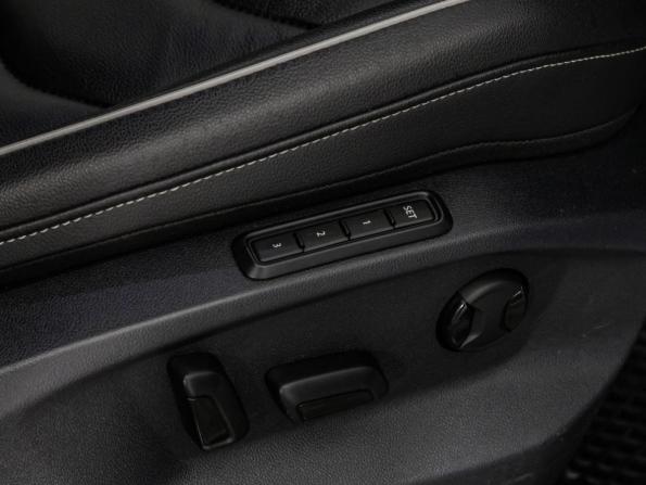 Volkswagen Tiguan II Рестайлинг с пробегом 2021 года, цена 3 199 000 рублей, 150327 км, внедорожник, Автокод Объявления