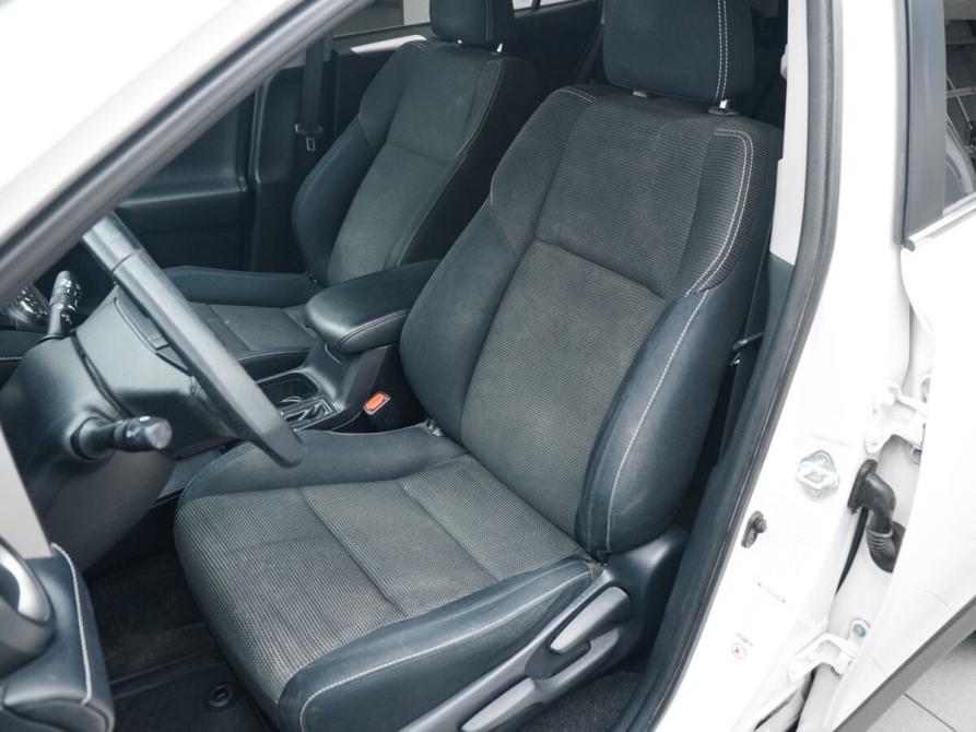 Toyota RAV4 IV (XA40) Рестайлинг Ростов-на-Дону  - изображение 9