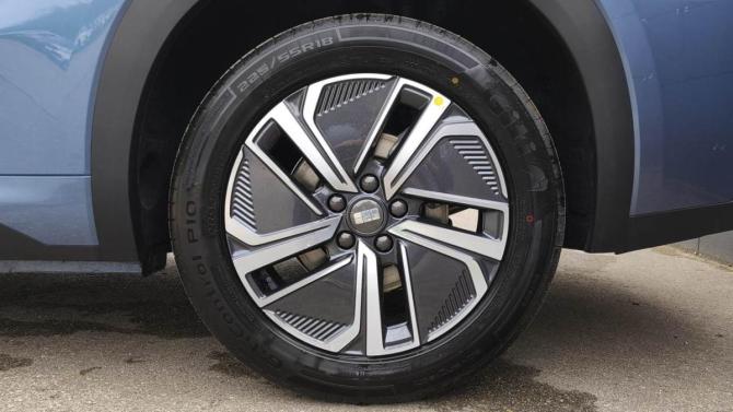 Новый Geely EX5 Гибрид 2026 года, цена 3 829 990 рублей, внедорожник, Автокод Объявления
