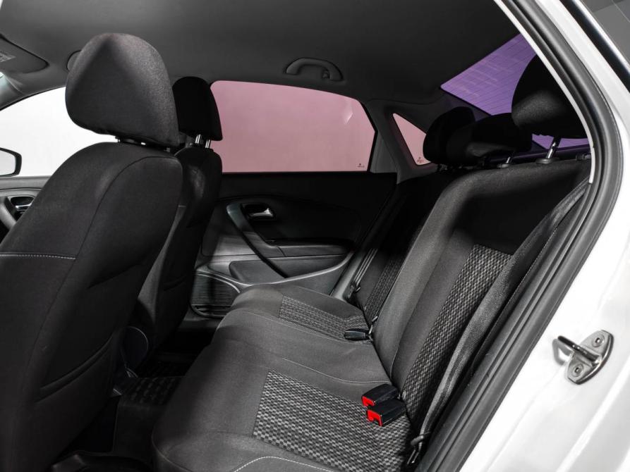 Volkswagen Polo V Рестайлинг Санкт-Петербург  - изображение 12