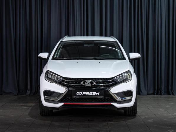 Lada (ВАЗ) Vesta I Рестайлинг (NG) с пробегом 2024 года, цена 1 389 000 рублей, 53370 км, универсал, Автокод Объявления