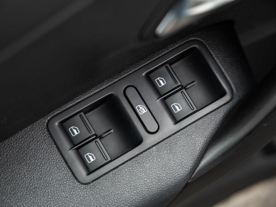 Volkswagen Polo V Рестайлинг Волгоград  - изображение 20
