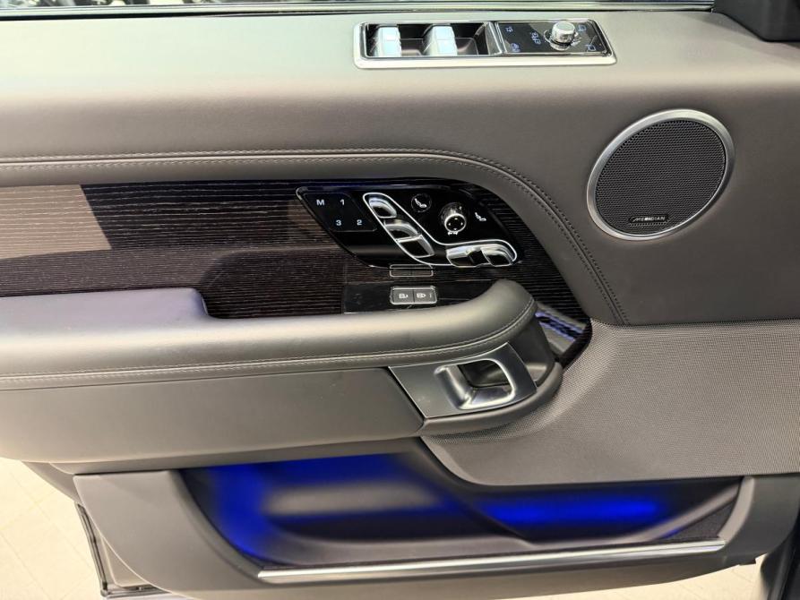 Land Rover Range Rover IV Рестайлинг Санкт-Петербург  - изображение 16