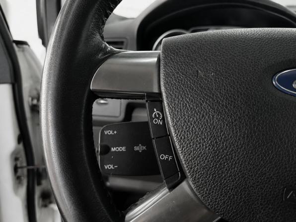 Ford Kuga I с пробегом 2012 года, цена 1 159 000 рублей, 199778 км, внедорожник, Автокод Объявления