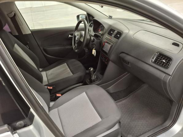 Volkswagen Polo V с пробегом 2013 года, цена 650 000 рублей, 109029 км, седан, Автокод Объявления