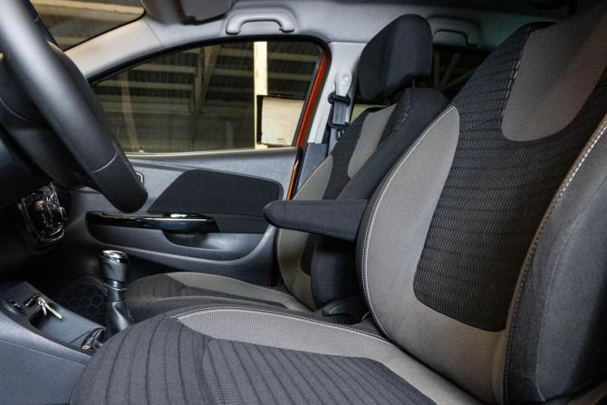 Renault Kaptur I с пробегом 2018 года, цена 1 349 000 рублей, 93661 км, внедорожник, Автокод Объявления