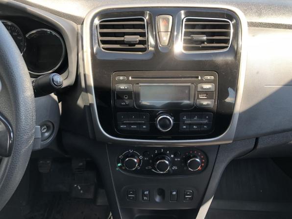 Renault Logan II с пробегом 2016 года, цена 916 500 рублей, 117223 км, седан, Автокод Объявления