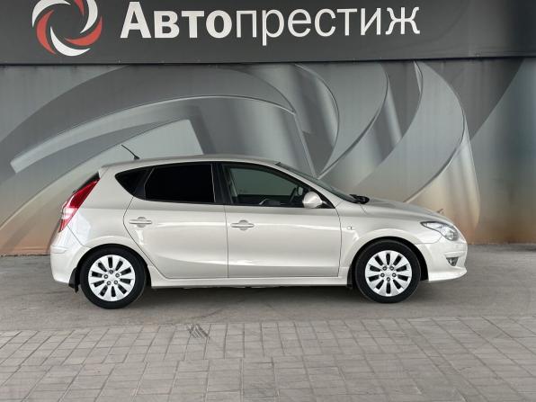 Hyundai i30 I Рестайлинг с пробегом 2011 года, цена 749 000 рублей, 138143 км, хэтчбек, Автокод Объявления